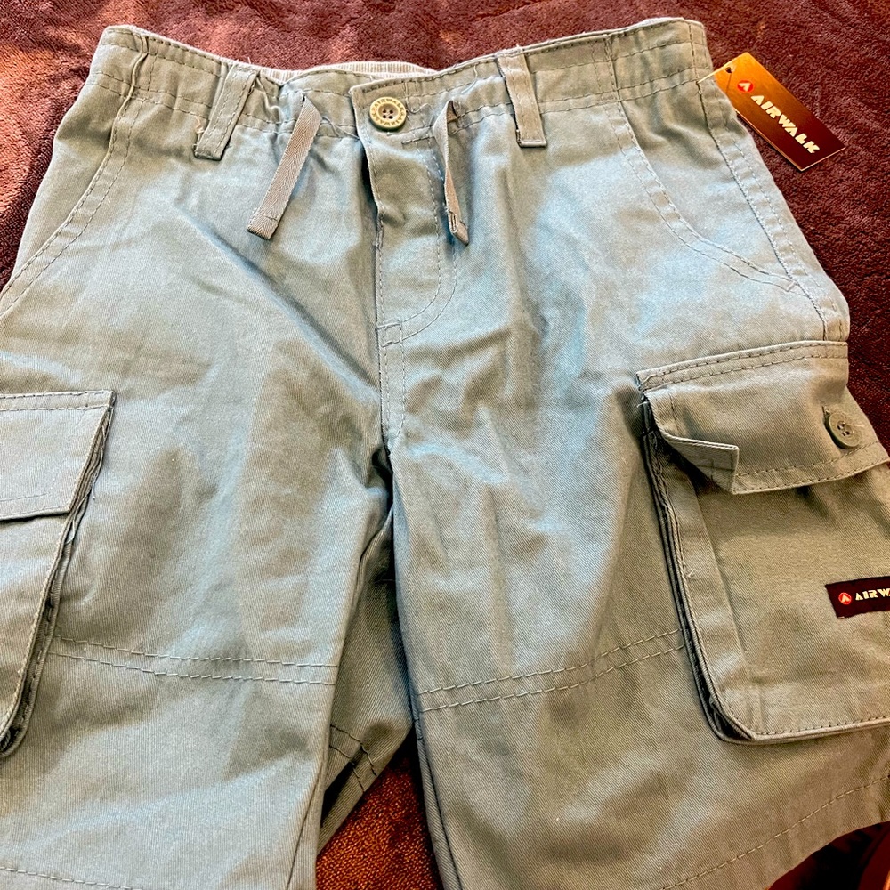 NWT cargo shorts boys size 8